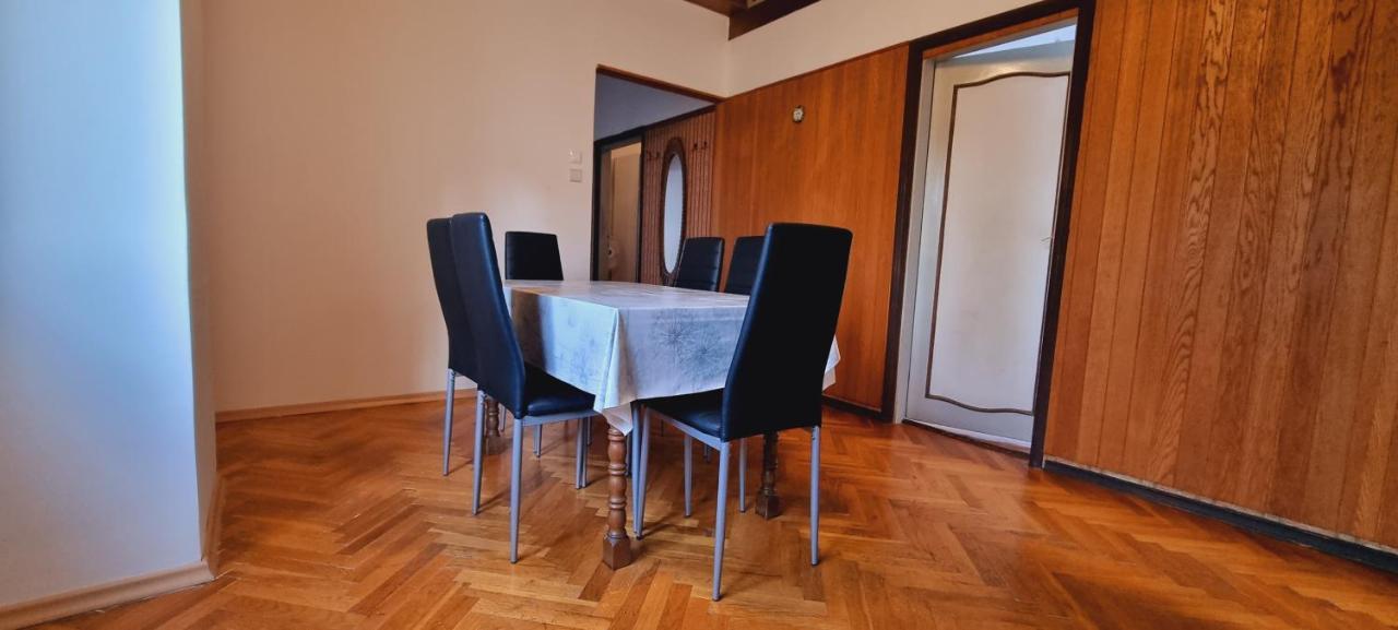 Villa Niki Rezine Lovran Bagian luar foto