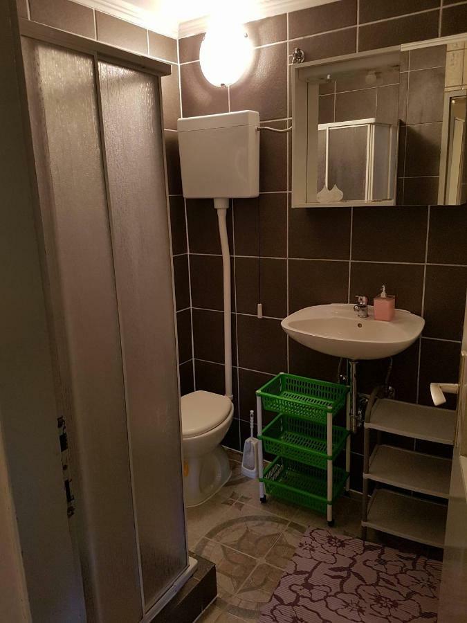Villa Niki Rezine Lovran Bagian luar foto