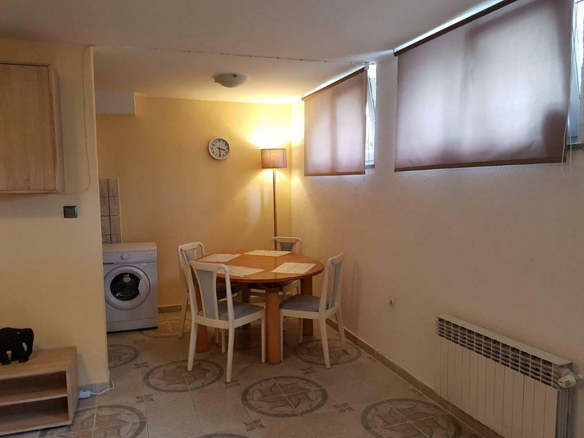 Villa Niki Rezine Lovran Bagian luar foto